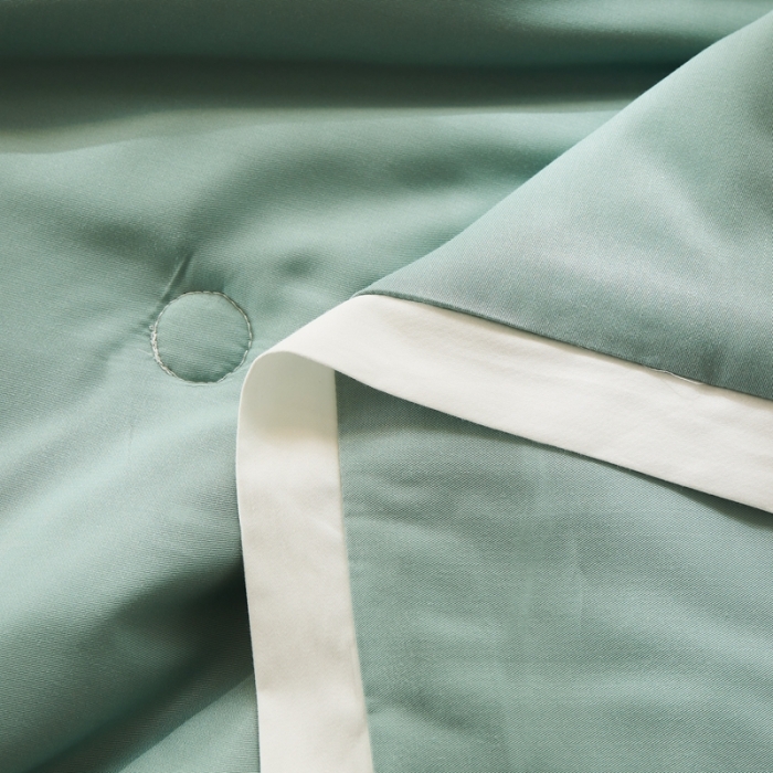 91家纺网 家纺一手货源 找家纺 找底底家纺 2022新款负离子功能性夏被 苹果绿