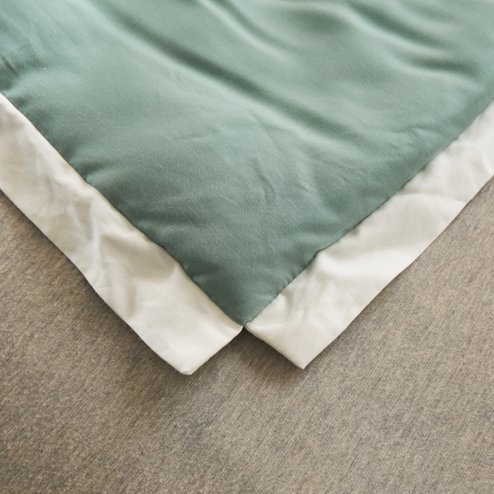 91家纺网 家纺一手货源 找家纺 找底底家纺 2022新款负离子功能性夏被 苹果绿