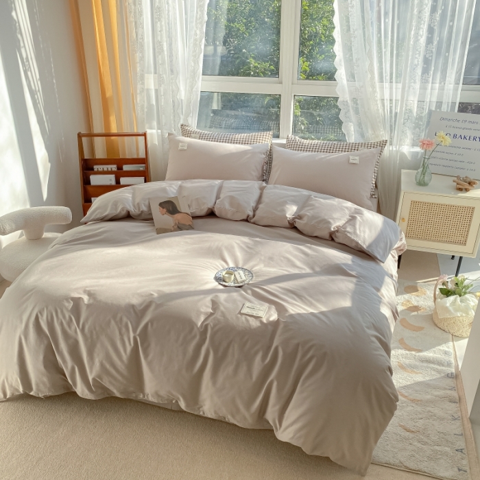 91家纺网 家纺一手货源 找家纺 秀色2025新款小清新40支水洗全棉纯色双拼四件套ins风 米驼