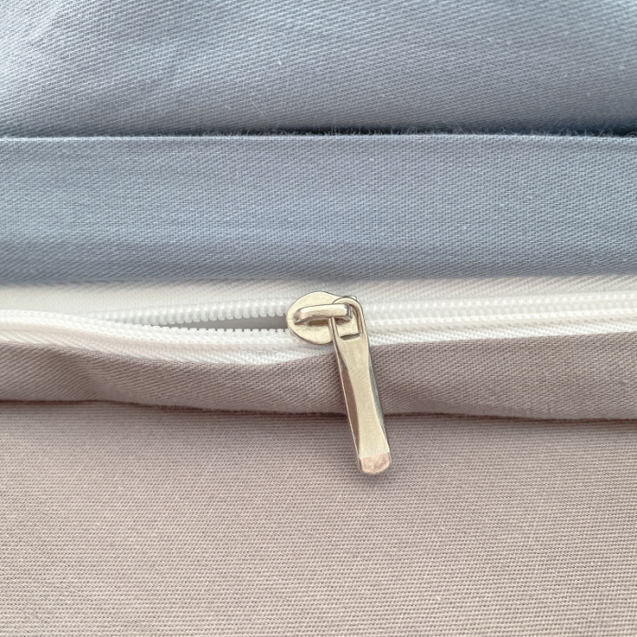 91家纺网 家纺一手货源 找家纺 秀色2025新款小清新40支水洗全棉纯色双拼四件套ins风 浅蓝+浅灰