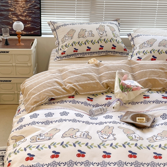 91家纺网 家纺一手货源 找家纺 昔可家纺 2022新款13070工艺款全棉四件套 蓝花兔