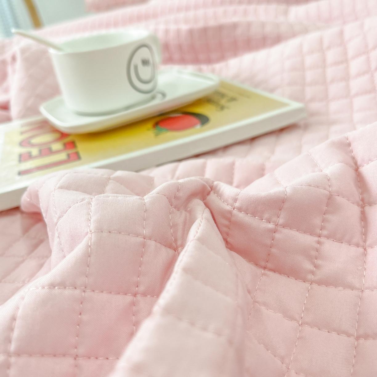 91家纺网 家纺一手货源 找家纺 乐卧 2026新款球球边水洗棉夏凉被-乐趣 软桃粉