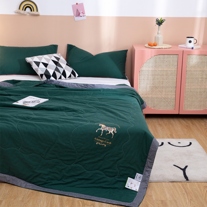 91家纺网 家纺一手货源 找家纺 vip被业 2022新款千鸟格水洗棉夏被 青山黛