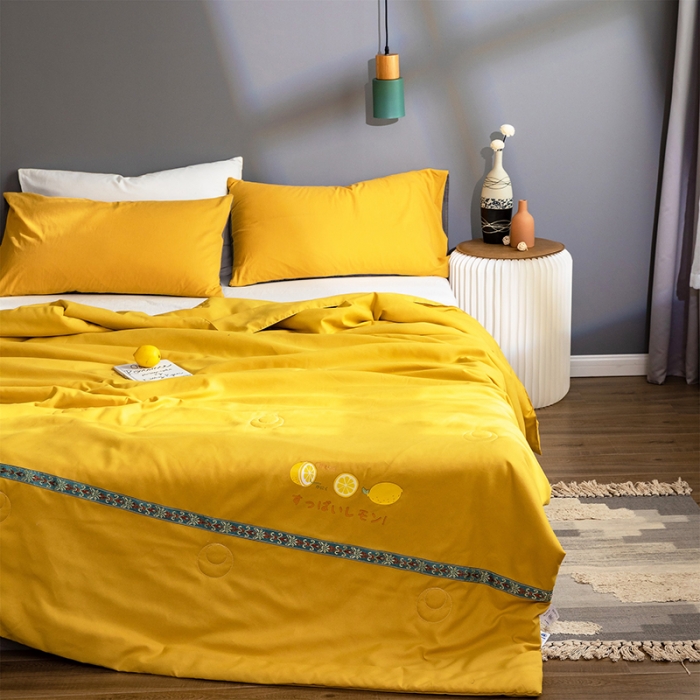 91家纺网 家纺一手货源 找家纺 vip被业 2022新款清香夏被 贵族黄