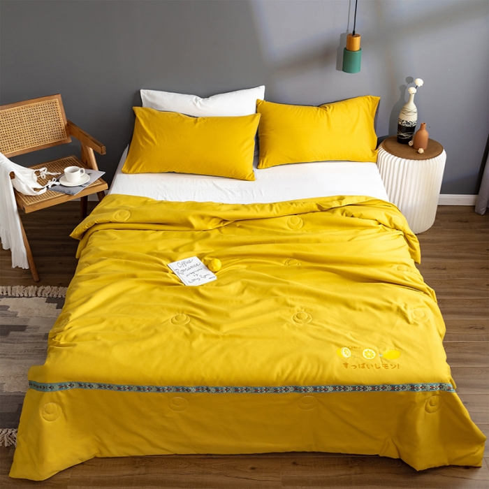 91家纺网 家纺一手货源 找家纺 vip被业 2022新款清香夏被 贵族黄