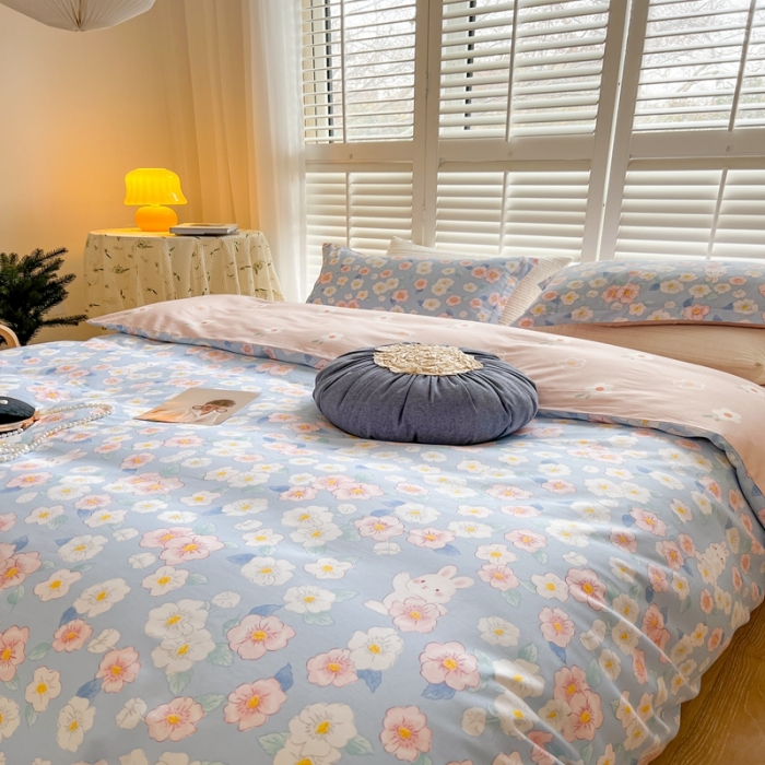 91家纺网 家纺一手货源 找家纺 柚子2022新款40支13372全棉印花四件套 兔兔花园