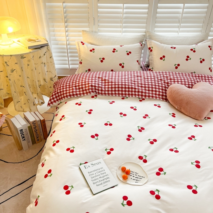 91家纺网 家纺一手货源 找家纺 柚子2022新款40支13372全棉印花四件套 小樱桃