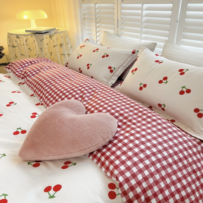 91家纺网 家纺一手货源 找家纺 柚子2022新款40支13372全棉印花四件套 小樱桃