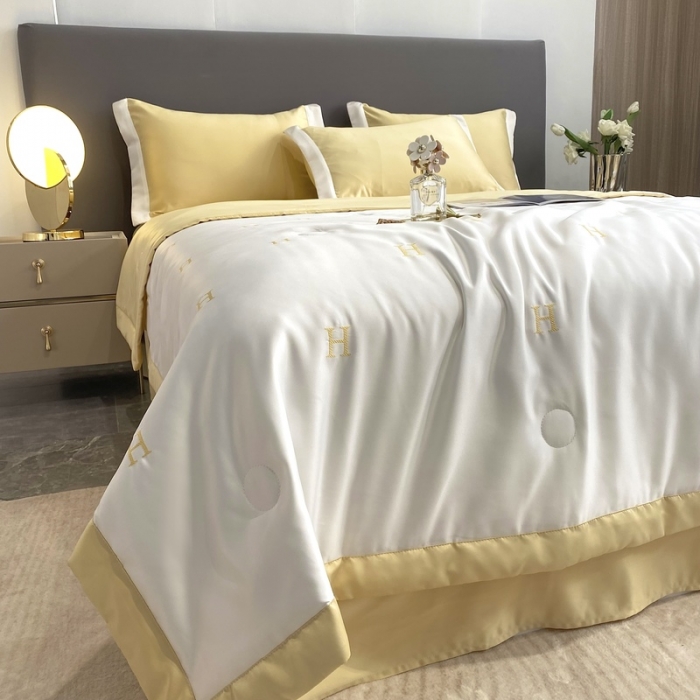 91家纺网 家纺一手货源 找家纺 优悦生活馆 2022新款冰丝夏被四件套 H-白黄