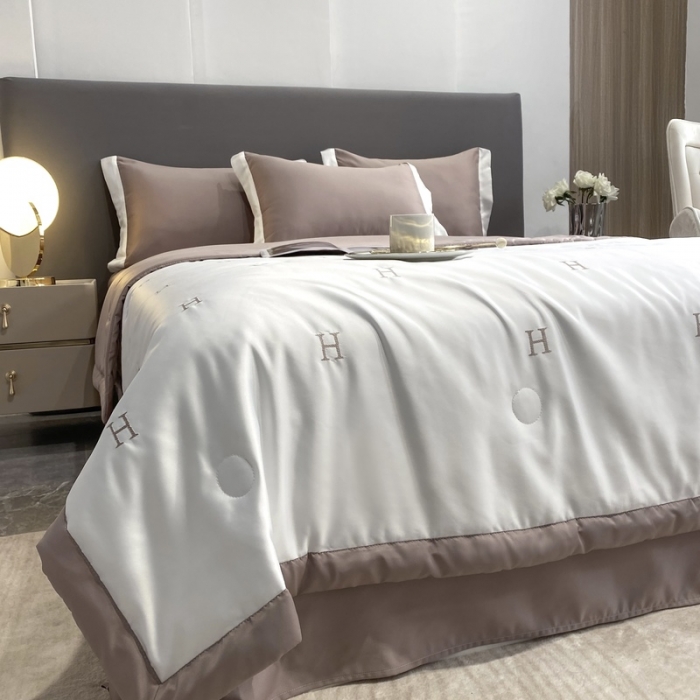 91家纺网 家纺一手货源 找家纺 优悦生活馆 2022新款冰丝夏被四件套 H-白卡其