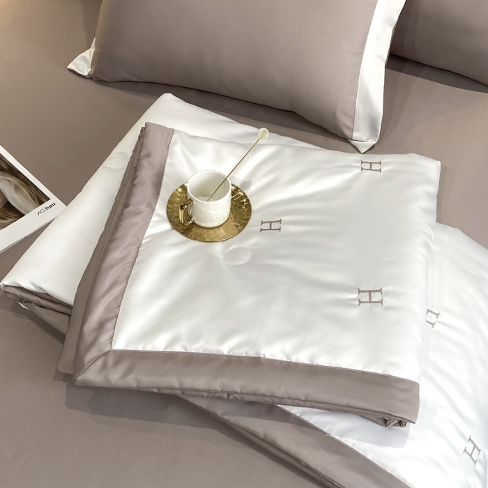 91家纺网 家纺一手货源 找家纺 优悦生活馆 2022新款冰丝夏被四件套 H-白卡其