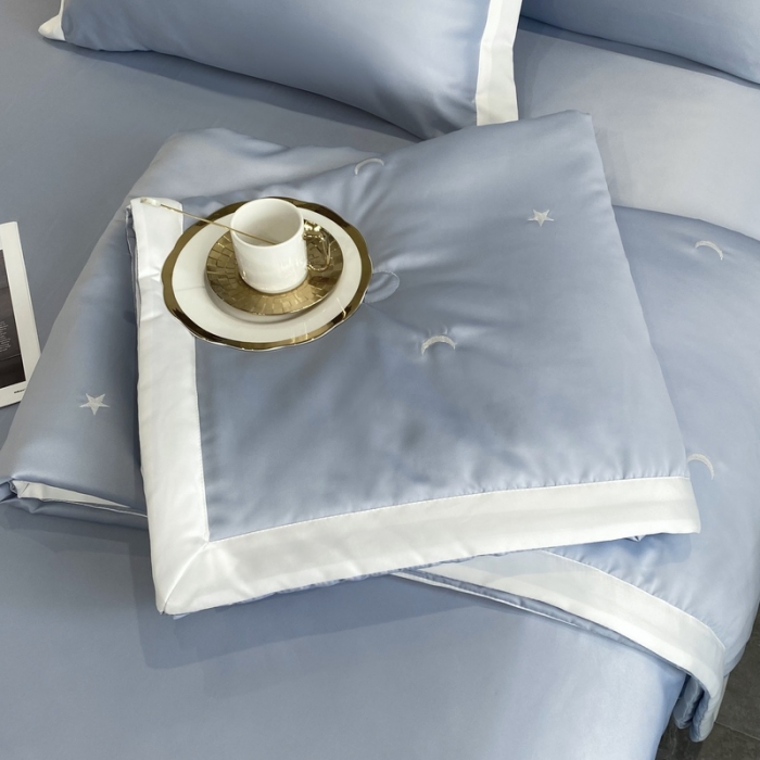 91家纺网 家纺一手货源 找家纺 优悦生活馆 2022新款冰丝夏被四件套 星月-蓝
