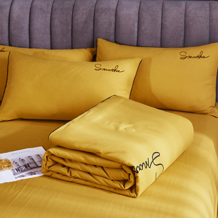 91家纺网 家纺一手货源 找家纺 ab家纺 2022新款简爱夏被四件套夏凉被 简爱-姜黄