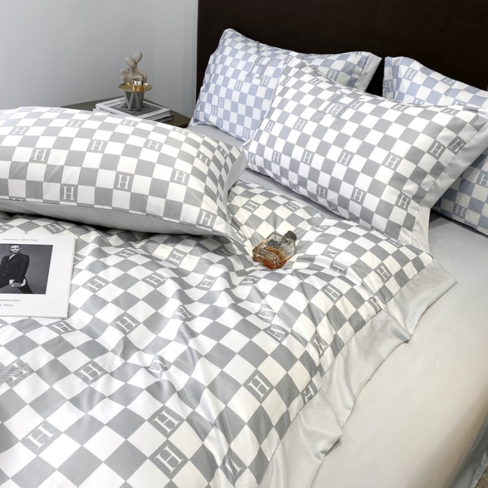 91家纺网 家纺一手货源 找家纺 （总）优悦生活馆 2022新款棋盘格冰丝四件套