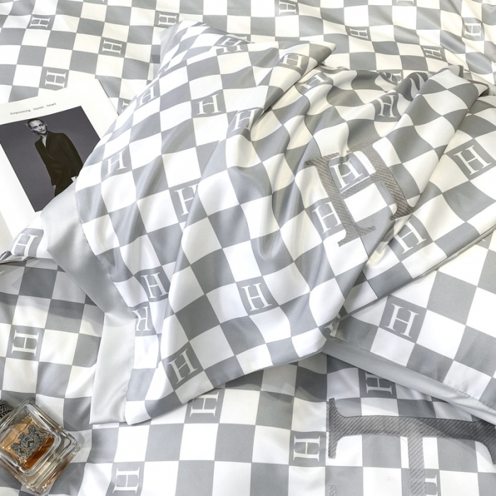 91家纺网 家纺一手货源 找家纺 （总）优悦生活馆 2022新款棋盘格冰丝四件套