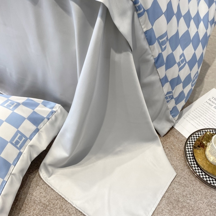 91家纺网 家纺一手货源 找家纺 优悦生活馆 2022新款棋盘格冰丝四件套 棋盘-蓝