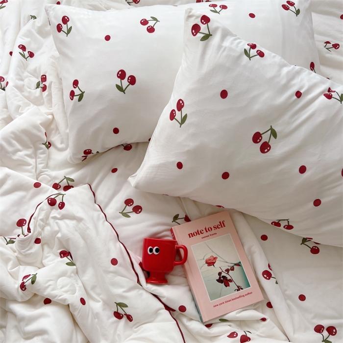 91家纺网 家纺一手货源 找家纺 星期八 2022新款卡通针织棉夏被 小樱桃