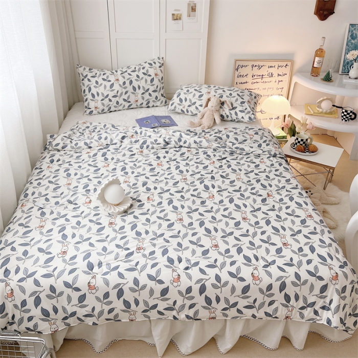 91家纺网 家纺一手货源 找家纺 星期八 2022新款卡通针织棉夏被 小兔