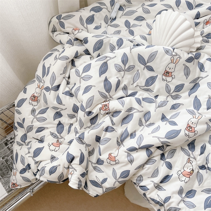 91家纺网 家纺一手货源 找家纺 星期八 2022新款卡通针织棉夏被 小兔