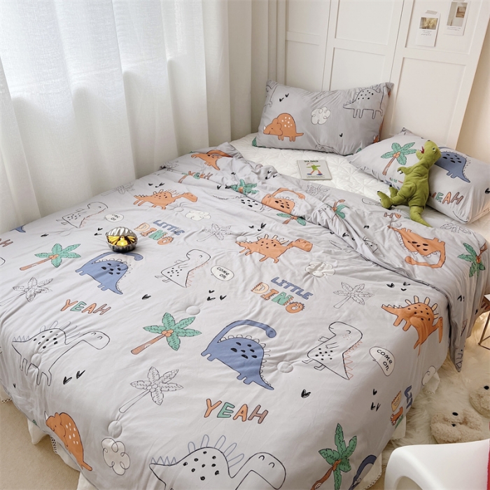 91家纺网 家纺一手货源 找家纺 星期八 2022新款卡通针织棉夏被 小恐龙