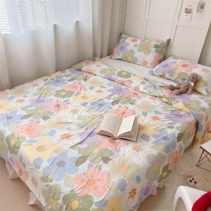 星期八 2022新款卡通针织棉夏被 奶油花