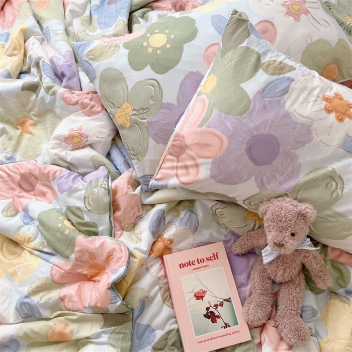 91家纺网 家纺一手货源 找家纺 星期八 2022新款卡通针织棉夏被 奶油花