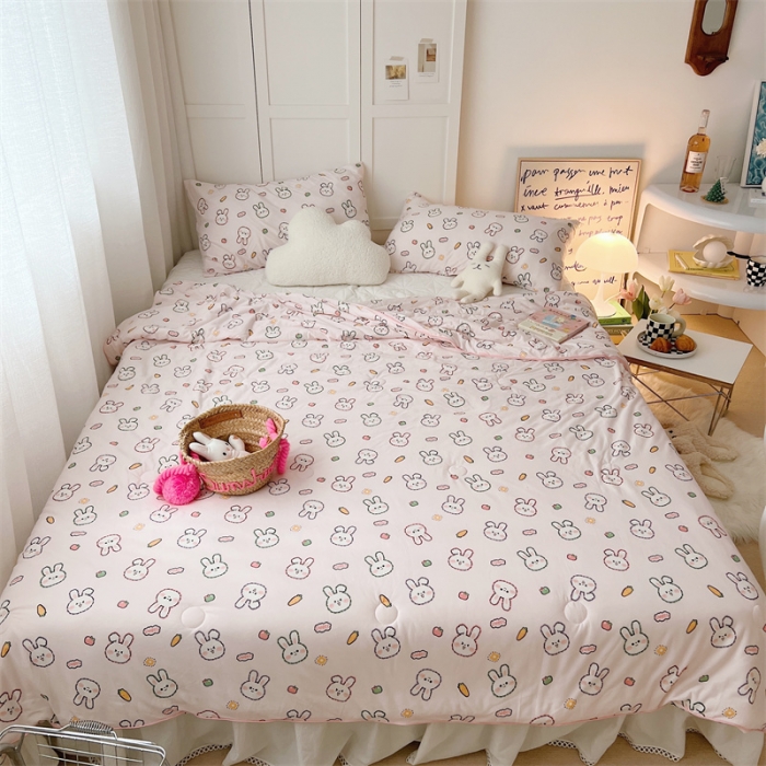 91家纺网 家纺一手货源 找家纺 星期八 2022新款卡通针织棉夏被 粉兔