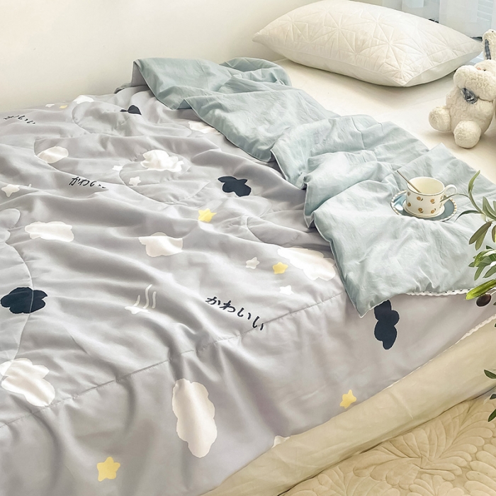 91家纺网 家纺一手货源 找家纺 寐居 2022新款亲肤小花边水洗棉单夏被 白云朵朵