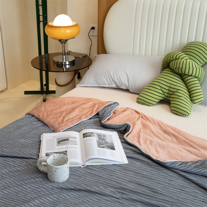 91家纺网 家纺一手货源 找家纺 星座  2025春夏A类凉感丝夏被空调被芯被子 高雅黑