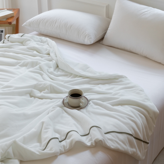 91家纺网 家纺一手货源 找家纺 木堇 2022新款纯色莫代尔华夫格夏被 江柚白