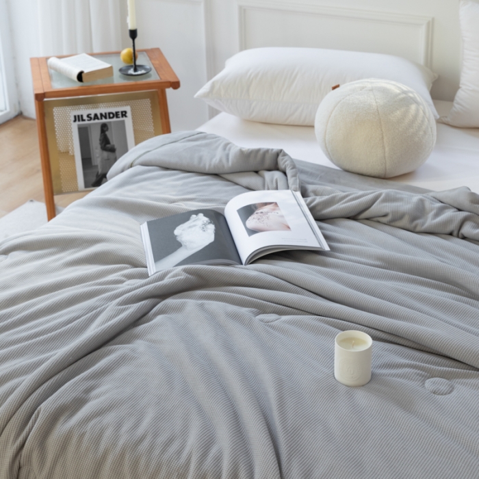 91家纺网 家纺一手货源 找家纺 木堇 2022新款纯色莫代尔华夫格夏被 流光灰