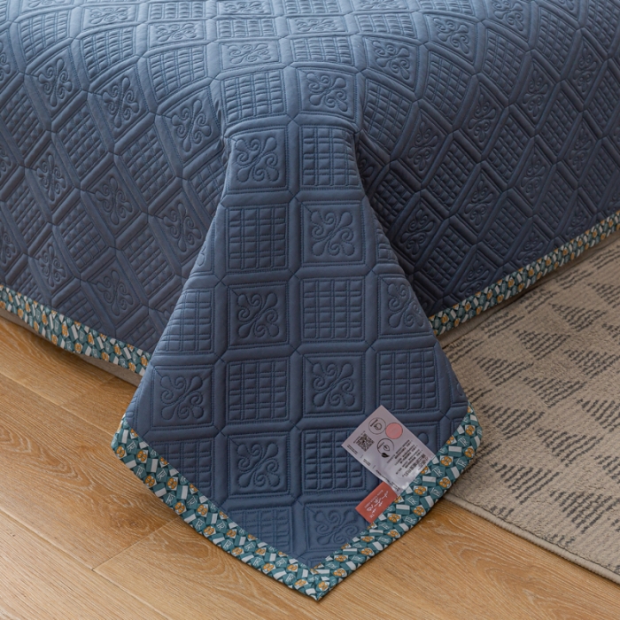 91家纺网 家纺一手货源 找家纺 卡奥 2023新款天丝莫代尔小茶芯床盖夏被 月光蓝