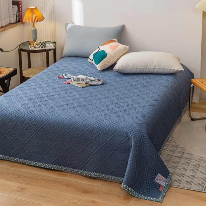 91家纺网 家纺一手货源 找家纺 卡奥 2023新款天丝莫代尔小茶芯床盖夏被 月光蓝