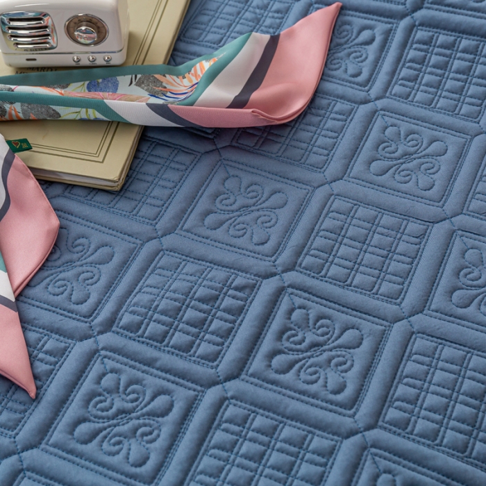 91家纺网 家纺一手货源 找家纺 卡奥 2023新款天丝莫代尔小茶芯床盖夏被 月光蓝