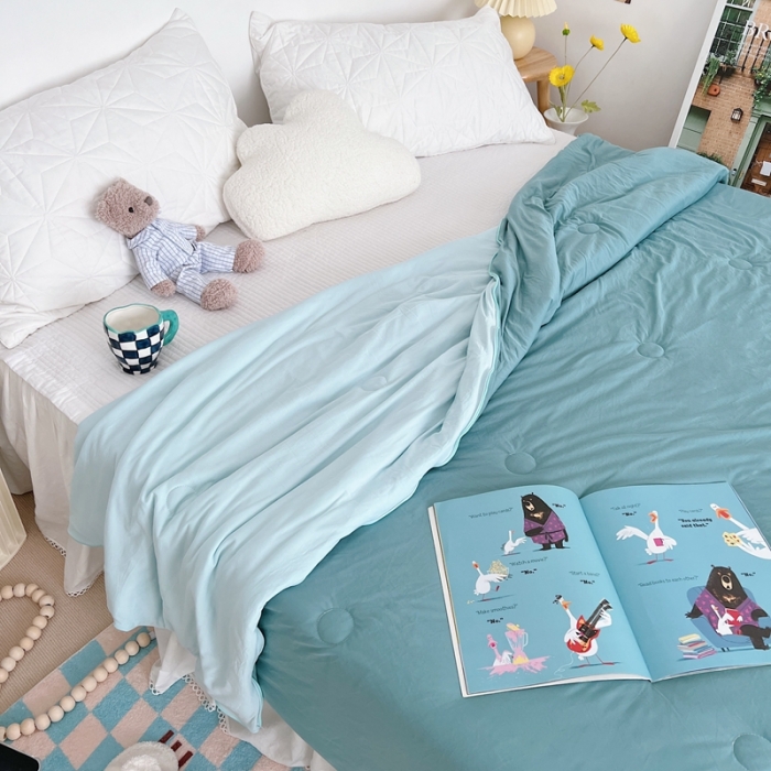 91家纺网 家纺一手货源 找家纺 星期八 2022新款马卡龙针织棉大豆夏被 深豆绿浅豆绿