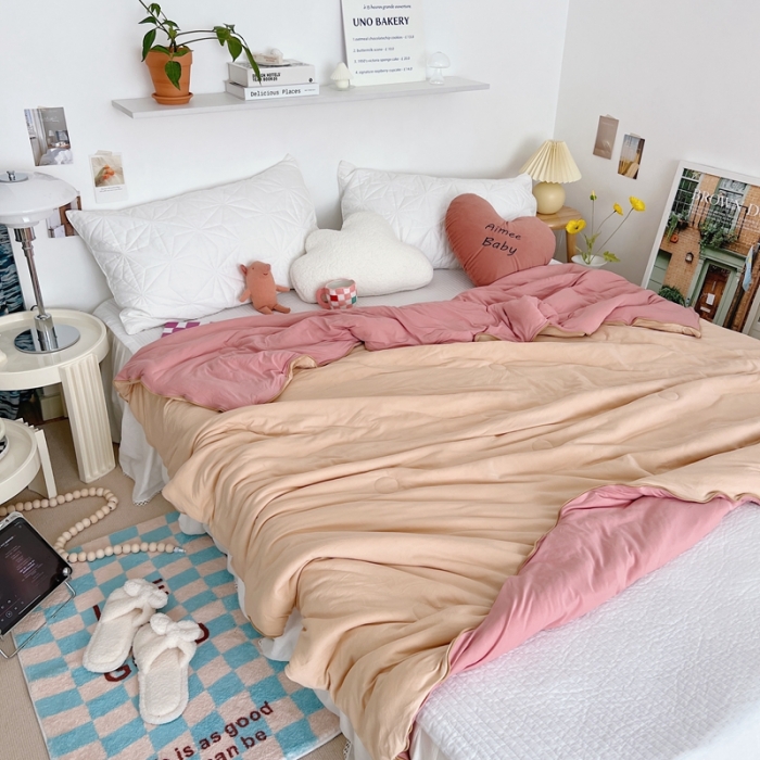 91家纺网 家纺一手货源 找家纺 星期八 2022新款马卡龙针织棉大豆夏被 深粉浅粉