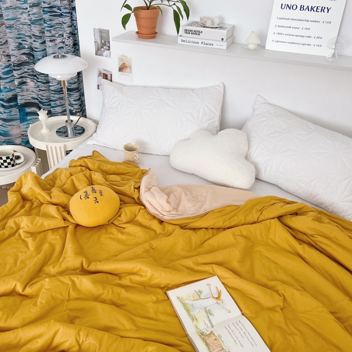 91家纺网 家纺一手货源 找家纺 星期八 2022新款马卡龙针织棉大豆夏被 深黄浅黄