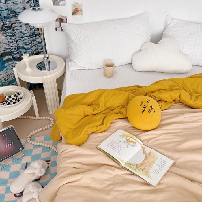 91家纺网 家纺一手货源 找家纺 星期八 2022新款马卡龙针织棉大豆夏被 深黄浅黄