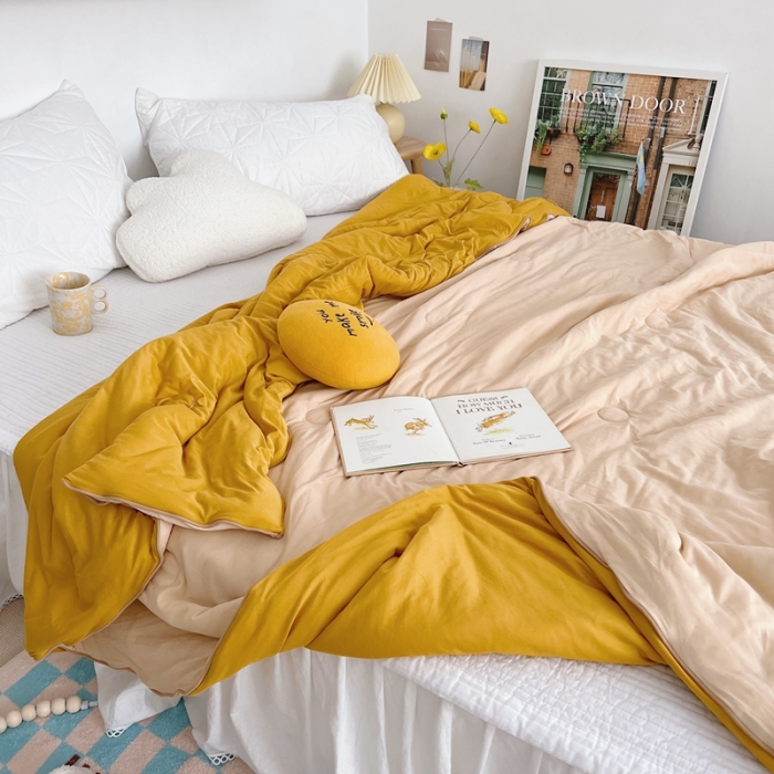 91家纺网 家纺一手货源 找家纺 星期八 2022新款马卡龙针织棉大豆夏被 深黄浅黄