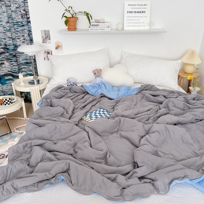 91家纺网 家纺一手货源 找家纺 星期八 2022新款马卡龙针织棉大豆夏被 深灰天蓝