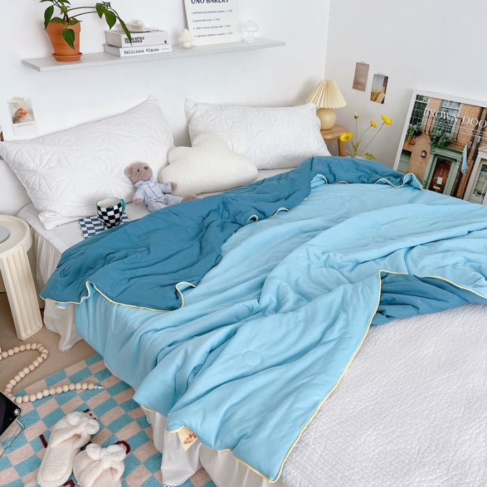 91家纺网 家纺一手货源 找家纺 星期八 2022新款马卡龙针织棉大豆夏被 深蓝浅蓝