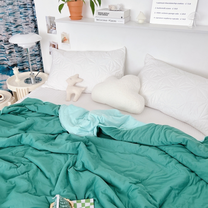 91家纺网 家纺一手货源 找家纺 星期八 2022新款马卡龙针织棉大豆夏被 深绿浅绿