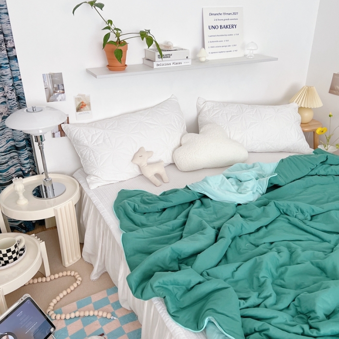 91家纺网 家纺一手货源 找家纺 星期八 2022新款马卡龙针织棉大豆夏被 深绿浅绿