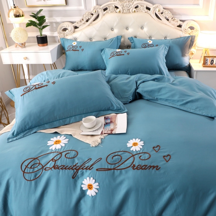 91家纺网 家纺一手货源 找家纺 2022晶缦雏菊全棉13372毛巾绣四件套 美梦雏菊-湖蓝