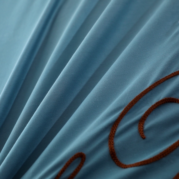 91家纺网 家纺一手货源 找家纺 2022晶缦雏菊全棉13372毛巾绣四件套 美梦雏菊-湖蓝