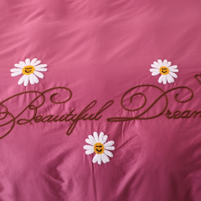 91家纺网 家纺一手货源 找家纺 2022晶缦雏菊全棉13372毛巾绣四件套 美梦雏菊-豆沙