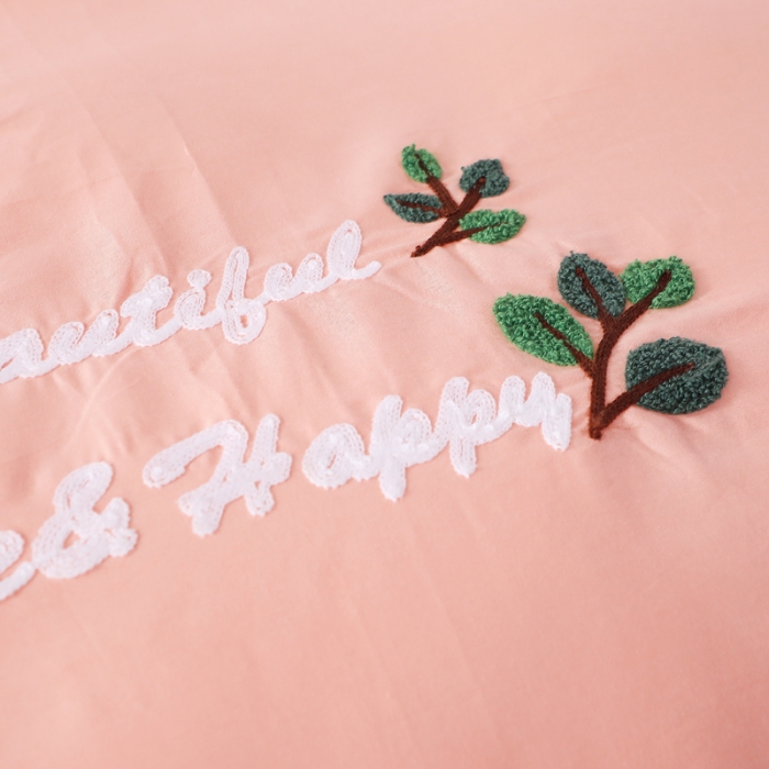 91家纺网 家纺一手货源 找家纺 2022晶缦全棉13372纯色毛巾绣绣花四件套 爱之蔓玉色