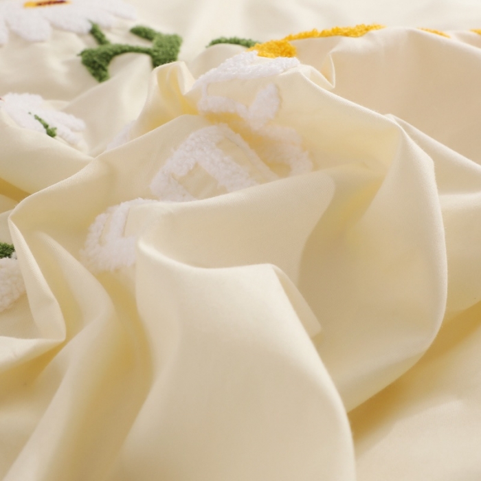 91家纺网 家纺一手货源 找家纺 2022晶缦全棉13372纯色毛巾绣绣花四件套 夏花绽放米黄