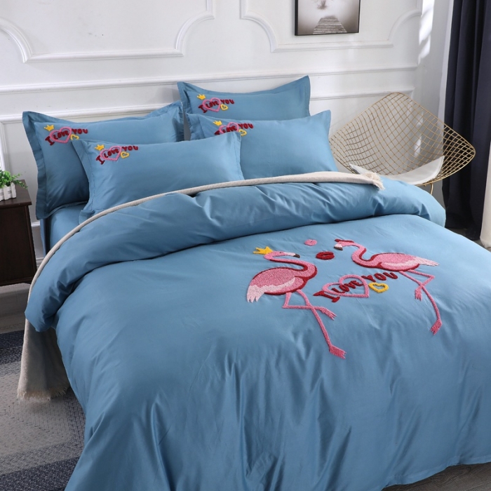 91家纺网 家纺一手货源 找家纺 2022晶缦全棉13372纯色毛巾绣绣花四件套 幸福烈鸟湖蓝