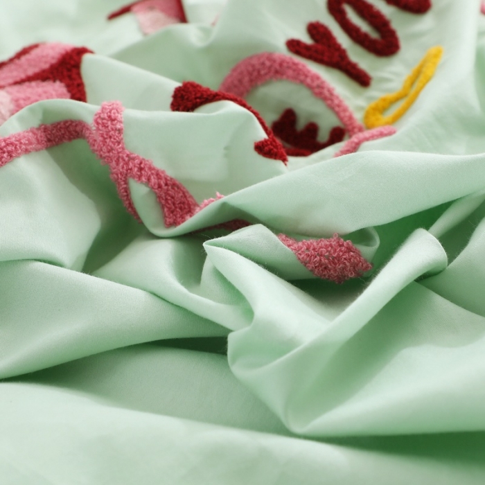 91家纺网 家纺一手货源 找家纺 2022晶缦全棉13372纯色毛巾绣绣花四件套 幸福烈鸟绿色